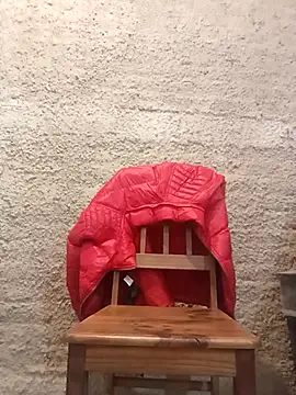 Snapshot of strip_1212 chatting on December 5, 5:55 pm strip 1212 online show from December 5, 5:55 pm