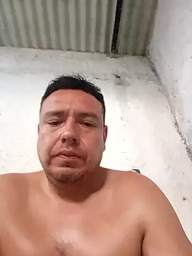 Snapshot of strip_1212 chatting on December 4, 10:20 pm strip 1212 online show from December 4, 10:20 pm