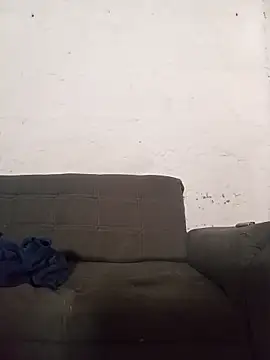 Snapshot of strip_1212 chatting on December 20, 9:06 pm strip 1212 online show from December 20, 9:06 pm