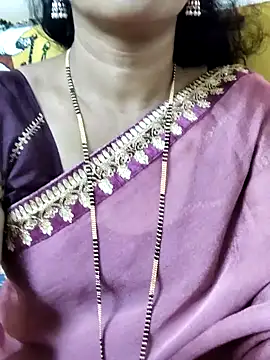 anuradha1432 online show from September 10, 10:36 am