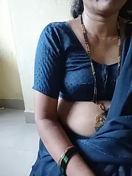 anuradha1432 online show from May 26, 12:03 pm