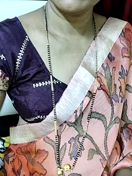 anuradha1432 online show from October 30, 4:59 pm