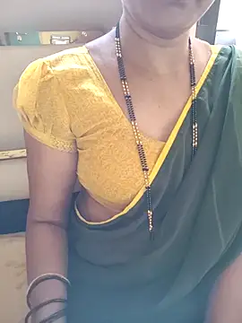 anuradha1432 online show from May 24, 10:37 am