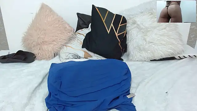 sammanta hott online show from September 17, 6:54 pm