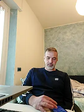 Snapshot of Marcolino183 chatting on February 3, 8:30 am Marcolino183 online show from February 3, 8:30 am