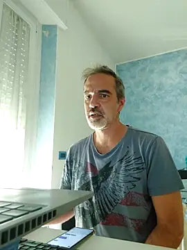 Snapshot of Marcolino183 chatting on September 12, 8:58 am Marcolino183 online show from September 12, 8:58 am