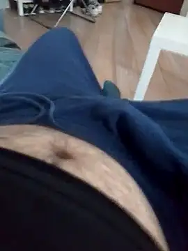 Snapshot of Marcolino183 chatting on March 14, 4:51 pm Marcolino183 online show from March 14, 4:51 pm