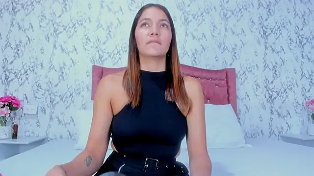 Snapshot of Mia_Malkovaa_ chatting on February 27, 5:13 pm Mia Malkovaa online show from February 27, 5:13 pm