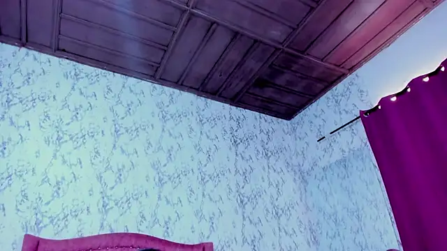 Snapshot of Mia_Malkovaa_ chatting on February 13, 4:29 pm Mia Malkovaa online show from February 13, 4:29 pm