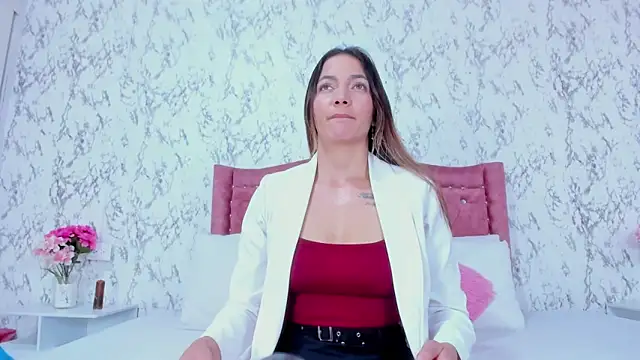 Mia Malkovaa  online show from November 29, 4:18 pm