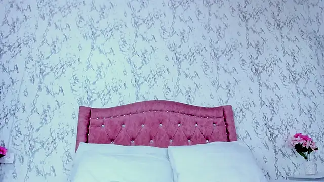 Mia Malkovaa  online show from November 15, 4:33 pm