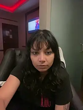 Snapshot of Meery420 chatting on May 15, 12:52 am Meery420 online show from May 15, 12:52 am