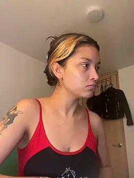 baby lizy online show from October 21, 9:25 pm