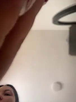 baby lizy online show from March 1, 3:01 pm