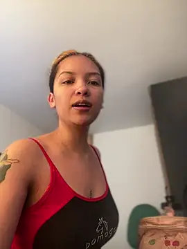 baby lizy online show from November 28, 2:39 pm