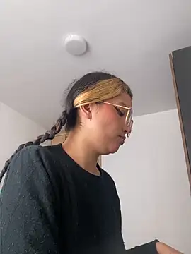 baby lizy online show from September 26, 8:38 pm