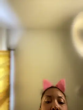 baby lizy online show from April 5, 8:26 pm