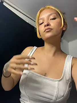 baby lizy online show from March 22, 11:31 pm