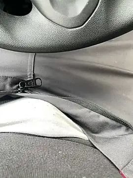 Snapshot of lescoquin2215 chatting on March 12, 11:21 am lescoquin2215 online show from March 12, 11:21 am