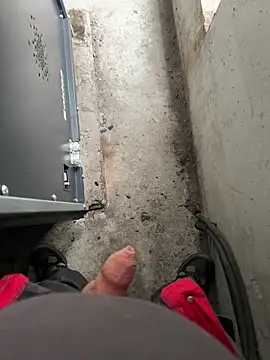 Snapshot of lescoquin2215 chatting on February 10, 9:19 am lescoquin2215 online show from February 10, 9:19 am