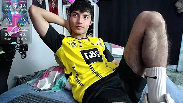 dylan fun18 online show from December 15, 10:04 pm