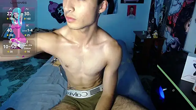 Snapshot of dylan_fun18 chatting on March 19, 8:00 pm dylan fun18 online show from March 19, 8:00 pm