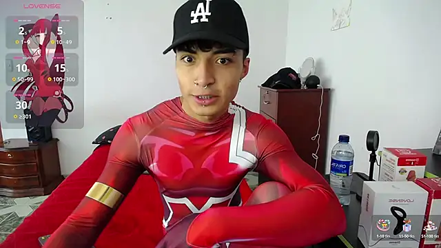 Snapshot of dylan_fun18 chatting on February 15, 5:07 pm dylan fun18 online show from February 15, 5:07 pm