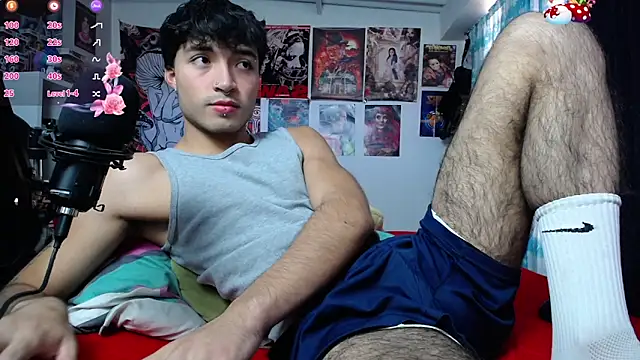 dylan fun18 online show from January 8, 9:32 pm