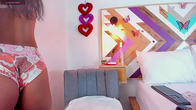 Katia Wilson online show from March 25, 7:46 pm