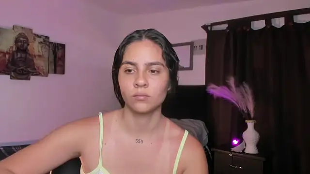 alisa jhons1 online show from October 21, 1:38 am