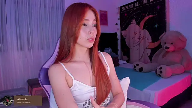 Snapshot of alice_guerin_ chatting on September 28, 1:01 am alice guerin online show from September 28, 1:01 am