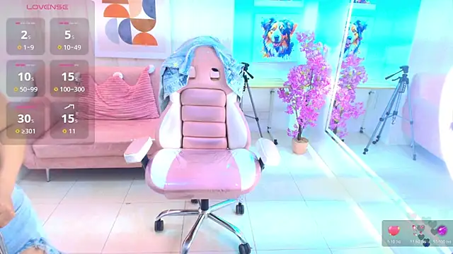 Snapshot of Gabby_evanns chatting on May 15, 12:25 pm Gabby evanns online show from May 15, 12:25 pm