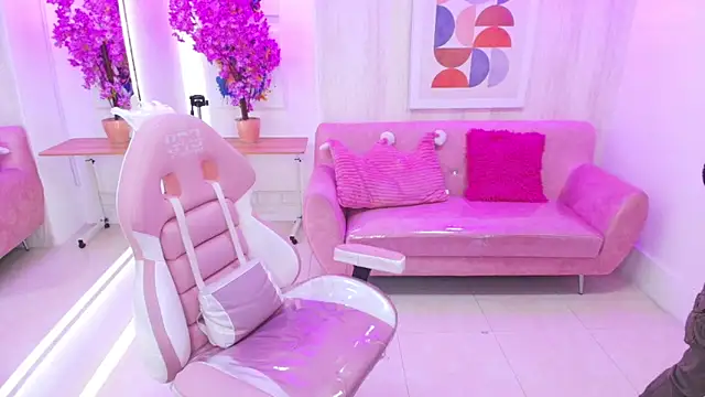 Gabby evanns online show from October 17, 12:07 pm