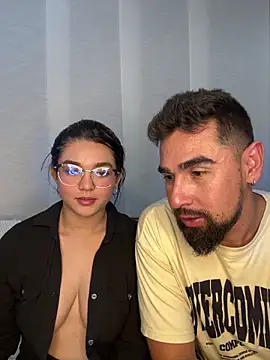camianddanna online show from February 11, 2:46 am