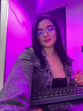 camianddanna online show from March 1, 4:23 am