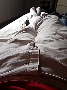 Snapshot of Holaluz2 chatting on December 4, 9:52 am Holaluz2 online show from December 4, 9:52 am