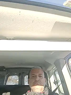 Snapshot of Holaluz2 chatting on November 26, 8:14 am Holaluz2 online show from November 26, 8:14 am