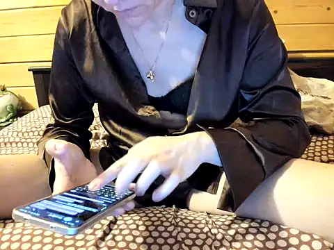 Cookiecutey online show from April 10, 8:16 pm