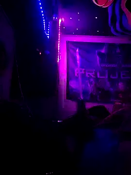 LargeDominoes online show from March 15, 12:56 pm