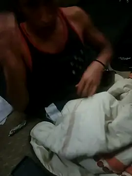 LargeDominoes online show from March 25, 8:57 am