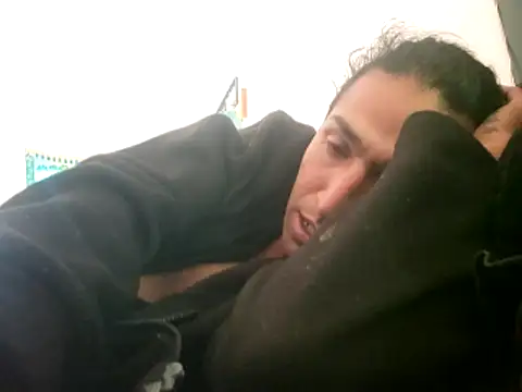 LargeDominoes online show from March 17, 3:37 pm