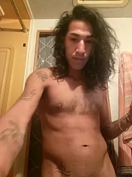 LargeDominoes online show from March 9, 8:18 am