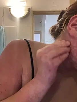 WhiteWomen online show from October 31, 9:22 pm