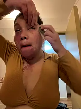 WhiteWomen online show from November 3, 5:34 am