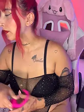 Snapshot of ashlyrey-1 chatting on December 14, 9:42 pm ashlyrey-1 online show from December 14, 9:42 pm