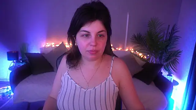 MirandaWong online show from March 22, 6:59 am