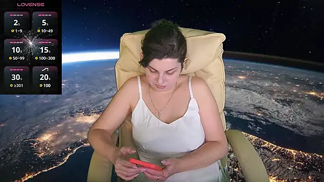 MirandaWong online show from February 23, 9:55 am