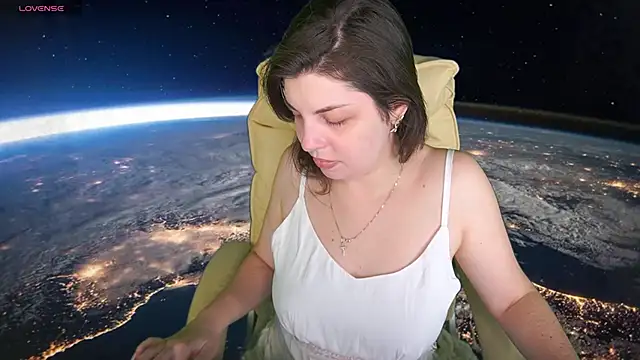 MirandaWong online show from February 23, 6:49 am