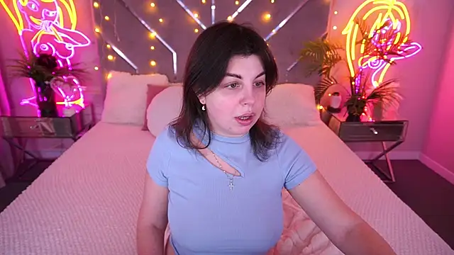 MirandaWong online show from February 25, 5:29 am