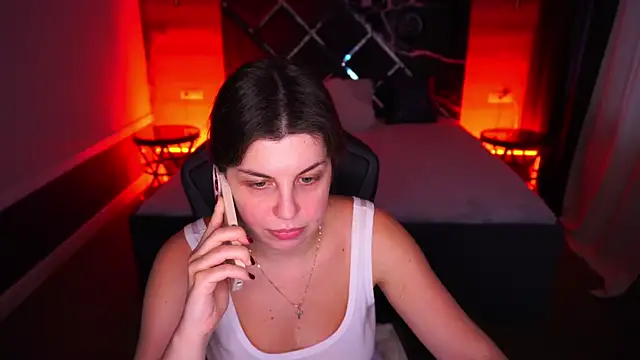 MirandaWong online show from November 4, 6:50 am